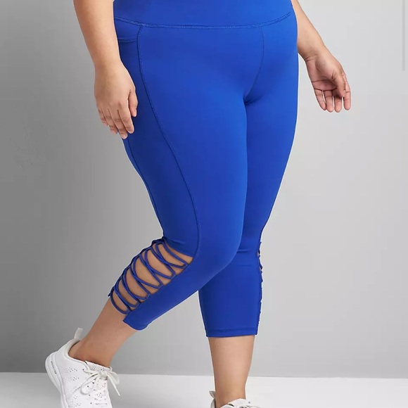 LIVI High-Rise Wicking Capri Legging - 18/20 - Picture 2 of 3